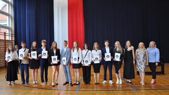 Zakończenie roku szkolnego 2024/25 w I Liceum Ogólnokształcącym w Chełmie [GALERIA ZDJĘĆ]