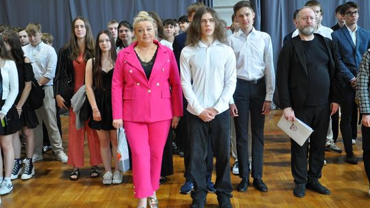 Zakończenie roku szkolnego 2024/25 w I Liceum Ogólnokształcącym w Chełmie [GALERIA ZDJĘĆ]