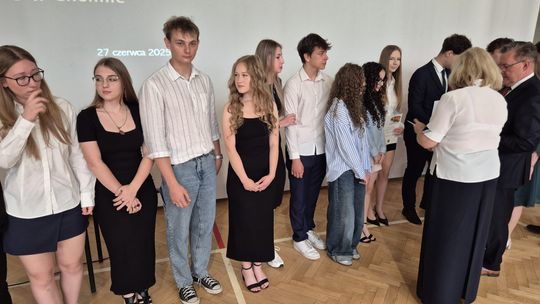 Zakończenie roku szkolnego 2024/25 w II Liceum Ogólnokształcącym w Chełmie [GALERIA ZDJĘĆ]