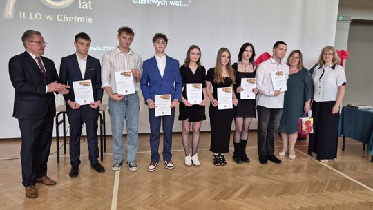 Zakończenie roku szkolnego 2024/25 w II Liceum Ogólnokształcącym w Chełmie [GALERIA ZDJĘĆ]