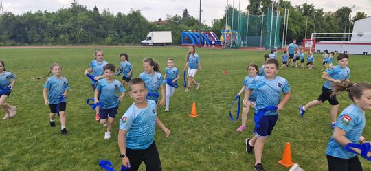 Chełm. Wielki Finał Akademii Sportu AS na stadionie przy II LO! Dużo zabawy i radości! [GALERIA ZDJĘĆ]