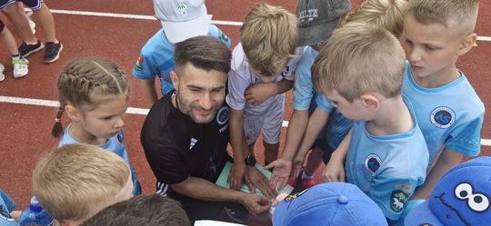 Chełm. Wielki Finał Akademii Sportu AS na stadionie przy II LO! Dużo zabawy i radości! [GALERIA ZDJĘĆ]
