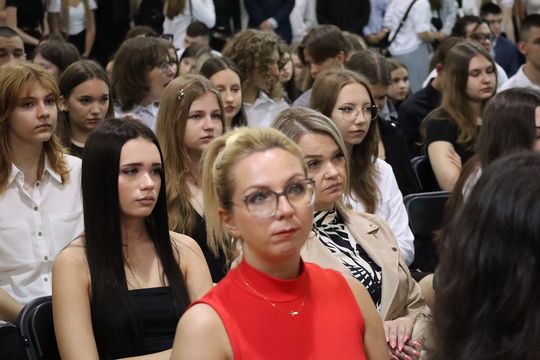 Zakończenie roku szkolnego 2024/2025 w IV LO w Chełmie [ZDJĘCIA]