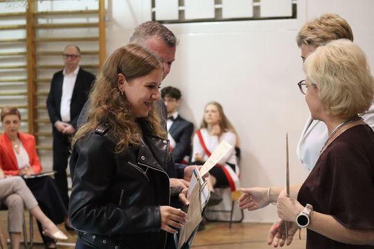 Zakończenie roku szkolnego 2024/2025 w IV LO w Chełmie [ZDJĘCIA]