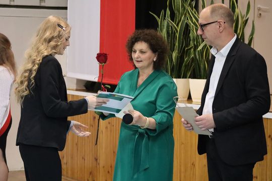 Zakończenie roku szkolnego 2024/2025 w IV LO w Chełmie [ZDJĘCIA]