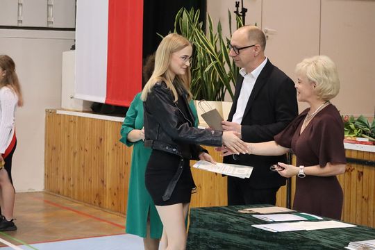 Zakończenie roku szkolnego 2024/2025 w IV LO w Chełmie [ZDJĘCIA]