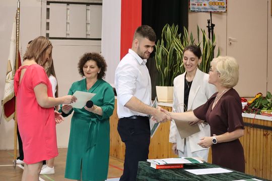 Zakończenie roku szkolnego 2024/2025 w IV LO w Chełmie [ZDJĘCIA]
