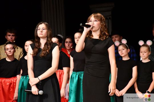 Krasnystaw. Najlepsi uczniowie Jedynki nagrodzeni [GALERIA ZDJĘĆ] 