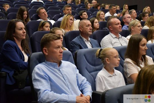 Krasnystaw. Najlepsi uczniowie Jedynki nagrodzeni [GALERIA ZDJĘĆ] 