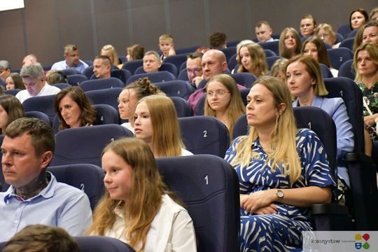 Krasnystaw. Najlepsi uczniowie Jedynki nagrodzeni [GALERIA ZDJĘĆ] 