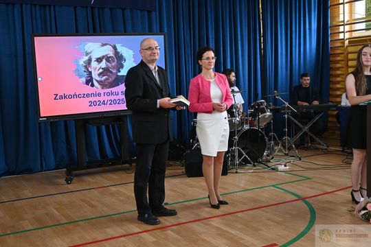 Pow. krasnostawski. Zakończenie roku szkolnego 2024/2025 w szkołach ponadpodstawowych [GALERIA ZDJĘĆ]