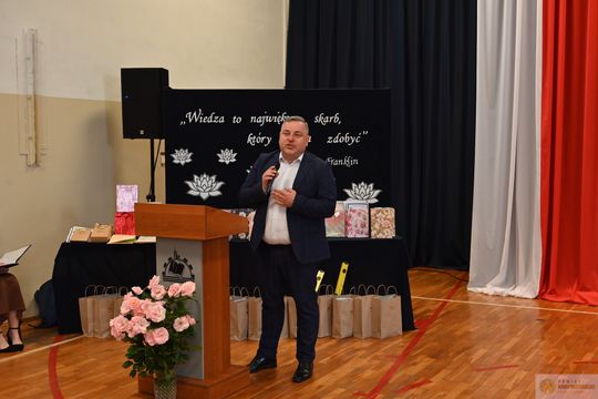 Pow. krasnostawski. Zakończenie roku szkolnego 2024/2025 w szkołach ponadpodstawowych [GALERIA ZDJĘĆ]