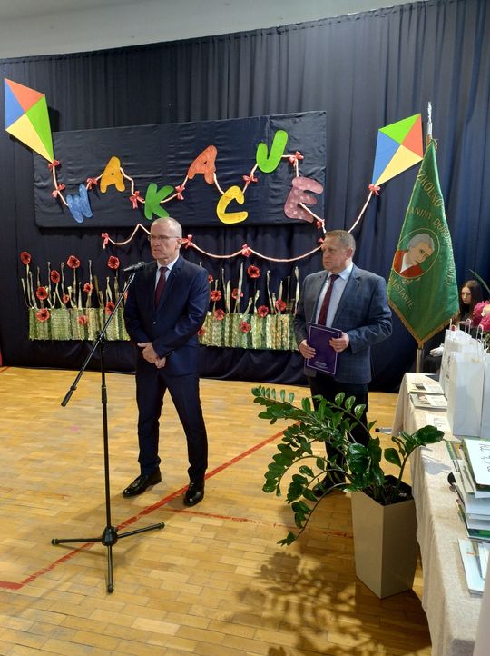 Pow. krasnostawski. Zakończenie roku szkolnego 2024/2025 w szkołach ponadpodstawowych [GALERIA ZDJĘĆ]