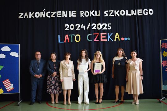 Pow. krasnostawski. Zakończenie roku szkolnego 2024/2025 w szkołach ponadpodstawowych [GALERIA ZDJĘĆ]