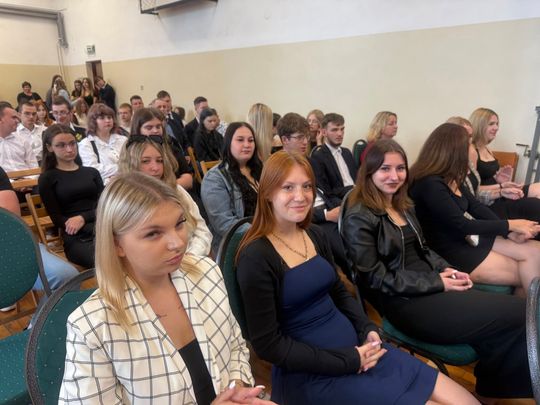 Zakończenie roku szkolnego 2024/2025 w Zespole Szkół Nr 1 im. Tadeusza Kościuszki w Krasnymstawie [GALERIA ZDJĘĆ]