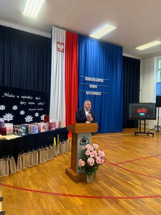 Zakończenie roku szkolnego 2024/2025 w Zespole Szkół Nr 1 im. Tadeusza Kościuszki w Krasnymstawie [GALERIA ZDJĘĆ]