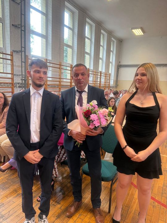 Zakończenie roku szkolnego 2024/2025 w Zespole Szkół Nr 1 im. Tadeusza Kościuszki w Krasnymstawie [GALERIA ZDJĘĆ]