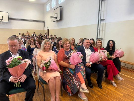 Zakończenie roku szkolnego 2024/2025 w Zespole Szkół Nr 1 im. Tadeusza Kościuszki w Krasnymstawie [GALERIA ZDJĘĆ]