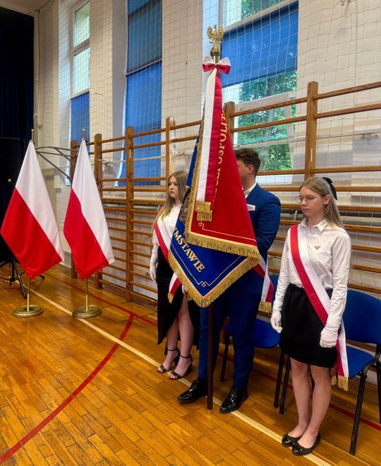 Zakończenie roku szkolnego 2024/2025 w Zespole Szkół Nr 1 im. Tadeusza Kościuszki w Krasnymstawie [GALERIA ZDJĘĆ]