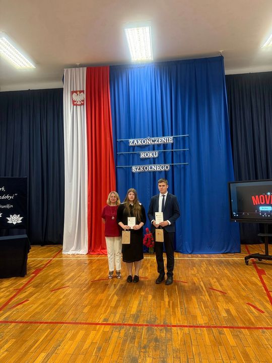 Zakończenie roku szkolnego 2024/2025 w Zespole Szkół Nr 1 im. Tadeusza Kościuszki w Krasnymstawie [GALERIA ZDJĘĆ]