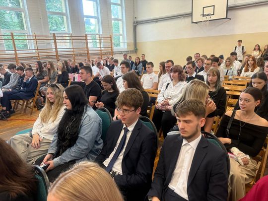 Zakończenie roku szkolnego 2024/2025 w Zespole Szkół Nr 1 im. Tadeusza Kościuszki w Krasnymstawie [GALERIA ZDJĘĆ]