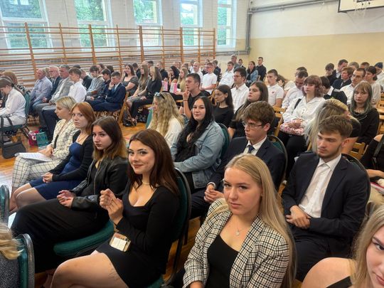 Zakończenie roku szkolnego 2024/2025 w Zespole Szkół Nr 1 im. Tadeusza Kościuszki w Krasnymstawie [GALERIA ZDJĘĆ]