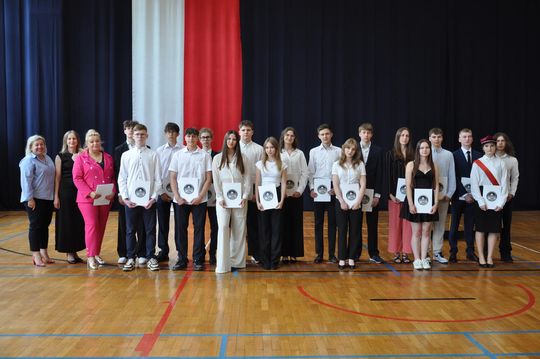 Zakończenie roku szkolnego 2024/25 w I Liceum Ogólnokształcącym w Chełmie [GALERIA ZDJĘĆ]