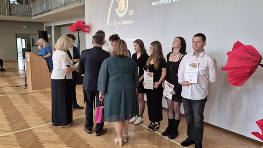 Zakończenie roku szkolnego 2024/25 w II Liceum Ogólnokształcącym w Chełmie [GALERIA ZDJĘĆ]