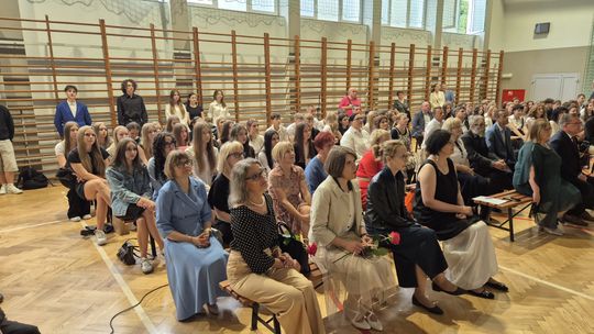 Zakończenie roku szkolnego 2024/25 w II Liceum Ogólnokształcącym w Chełmie [GALERIA ZDJĘĆ]