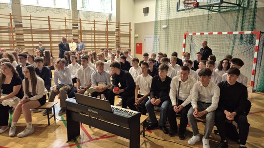 Zakończenie roku szkolnego 2024/25 w II Liceum Ogólnokształcącym w Chełmie [GALERIA ZDJĘĆ]