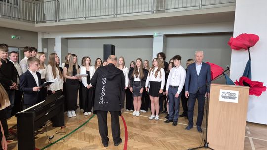 Zakończenie roku szkolnego 2024/25 w II Liceum Ogólnokształcącym w Chełmie [GALERIA ZDJĘĆ]