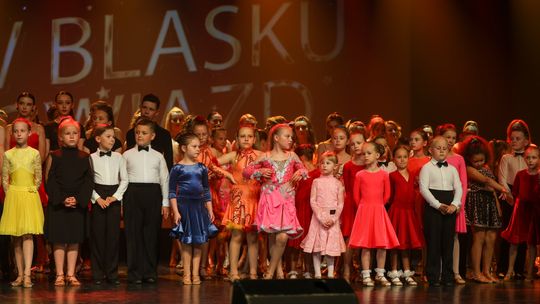 Koncert „W Blasku Gwiazd” w Chełmskim Domu Kultury. TAKT Chełm zakończył rok [GALERIA ZDJĘĆ]