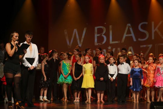 Koncert „W Blasku Gwiazd” w Chełmskim Domu Kultury. TAKT Chełm zakończył rok [GALERIA ZDJĘĆ]