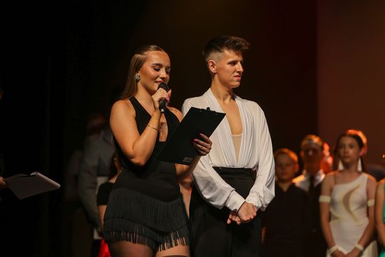 Koncert „W Blasku Gwiazd” w Chełmskim Domu Kultury. TAKT Chełm zakończył rok [GALERIA ZDJĘĆ]