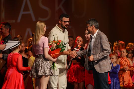 Koncert „W Blasku Gwiazd” w Chełmskim Domu Kultury. TAKT Chełm zakończył rok [GALERIA ZDJĘĆ]