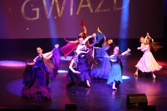 Koncert „W Blasku Gwiazd” w Chełmskim Domu Kultury. TAKT Chełm zakończył rok [GALERIA ZDJĘĆ]