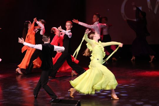 Koncert „W Blasku Gwiazd” w Chełmskim Domu Kultury. TAKT Chełm zakończył rok [GALERIA ZDJĘĆ]