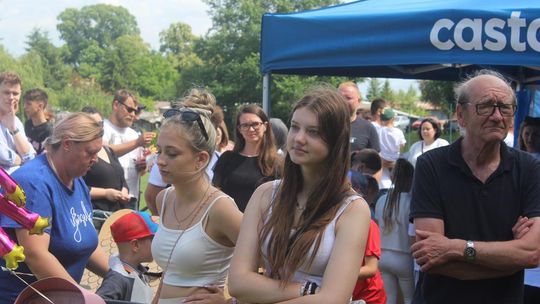Festyn "Dni Rodziny" na stadionie w Białopolu [GALERIA ZDJĘĆ]