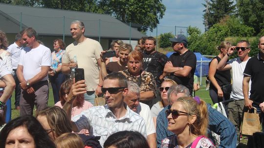 Festyn "Dni Rodziny" na stadionie w Białopolu [GALERIA ZDJĘĆ]