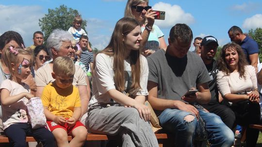 Festyn "Dni Rodziny" na stadionie w Białopolu [GALERIA ZDJĘĆ]