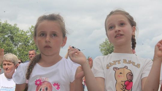 Festyn "Dni Rodziny" na stadionie w Białopolu [GALERIA ZDJĘĆ]