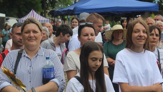 Festyn "Dni Rodziny" na stadionie w Białopolu [GALERIA ZDJĘĆ]