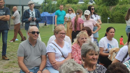 Festyn "Dni Rodziny" na stadionie w Białopolu [GALERIA ZDJĘĆ]