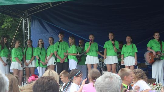 Festyn "Dni Rodziny" na stadionie w Białopolu [GALERIA ZDJĘĆ]