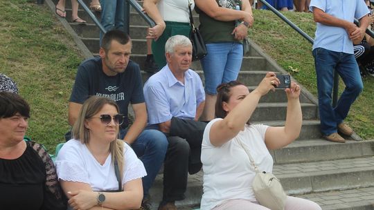 Festyn "Dni Rodziny" na stadionie w Białopolu [GALERIA ZDJĘĆ]