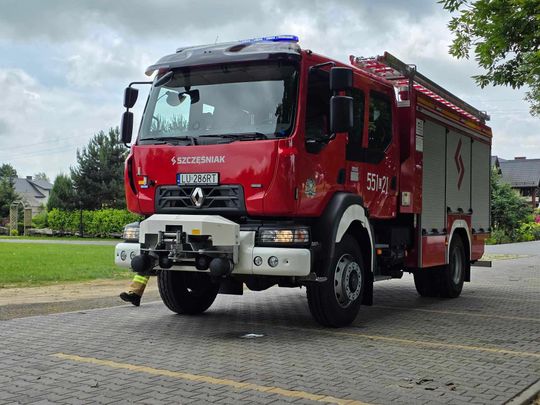 70-latka wjechała KIA do rowu w Urszulinie. Na szczęście nikt nie ucierpiał [ZDJĘCIA]