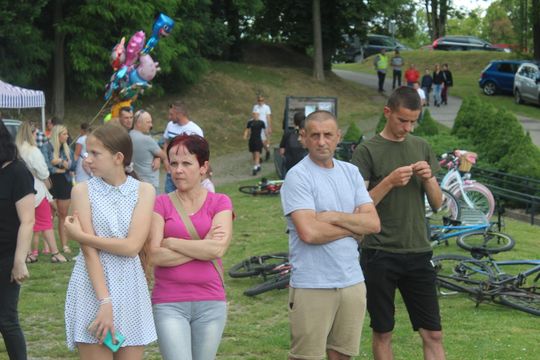 Festyn "Dni Rodziny" na stadionie w Białopolu [GALERIA ZDJĘĆ]