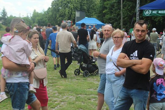 Festyn "Dni Rodziny" na stadionie w Białopolu [GALERIA ZDJĘĆ]