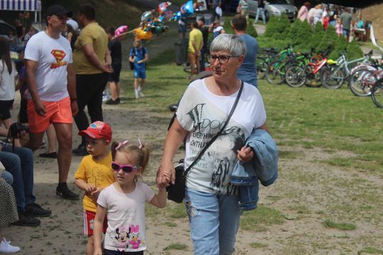Festyn "Dni Rodziny" na stadionie w Białopolu [GALERIA ZDJĘĆ]