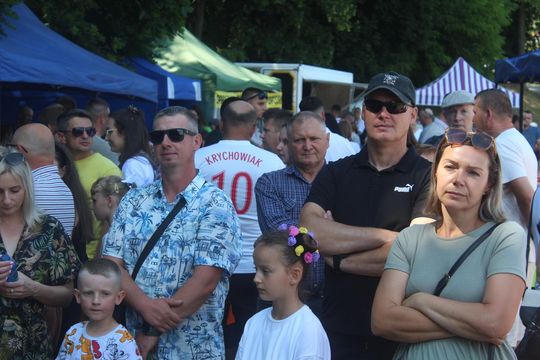 Festyn "Dni Rodziny" na stadionie w Białopolu [GALERIA ZDJĘĆ]